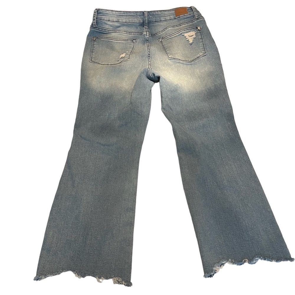 JUDY BLUE Distressed Straight Cropped Jeans Size 9/29 — gently worn - Picture 3 of 11